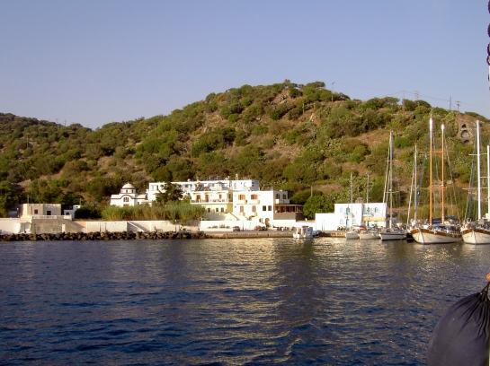 Hotel Romantzo, Mandraki, Nissyros, with the blue shutters